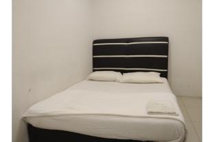 oyo 90995 hotel nk impian