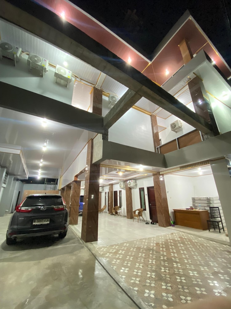 dwf hotel
