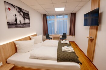 sonnenschein hotel und apartments