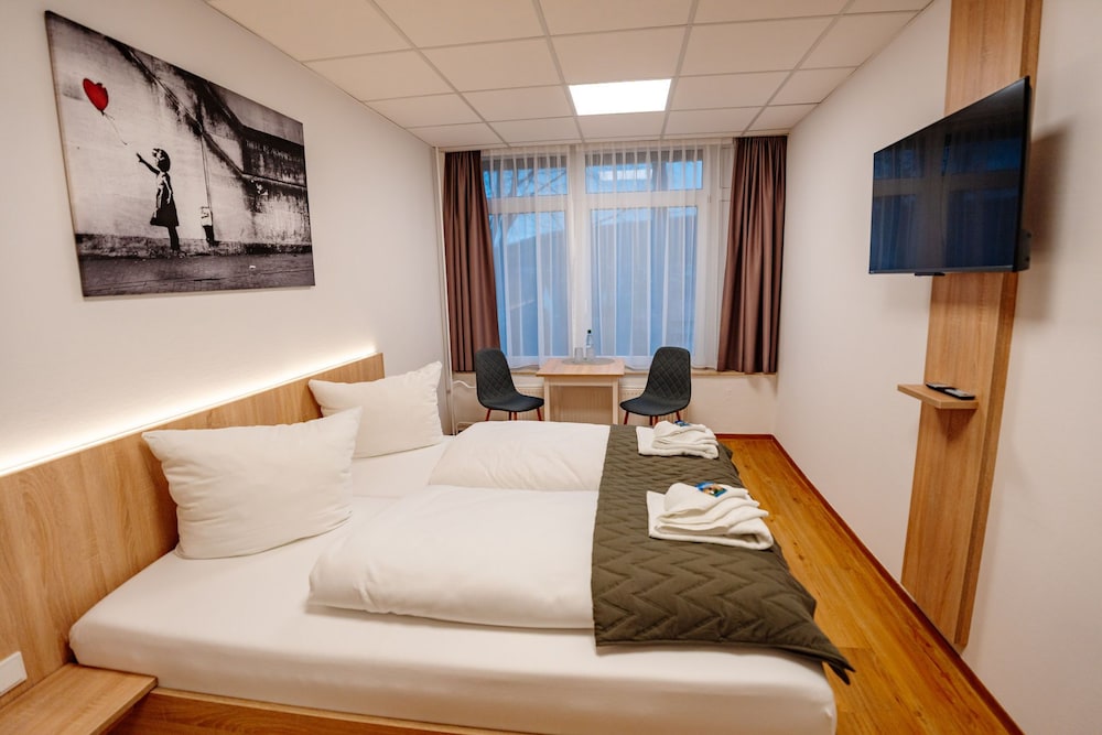 sonnenschein hotel und apartments