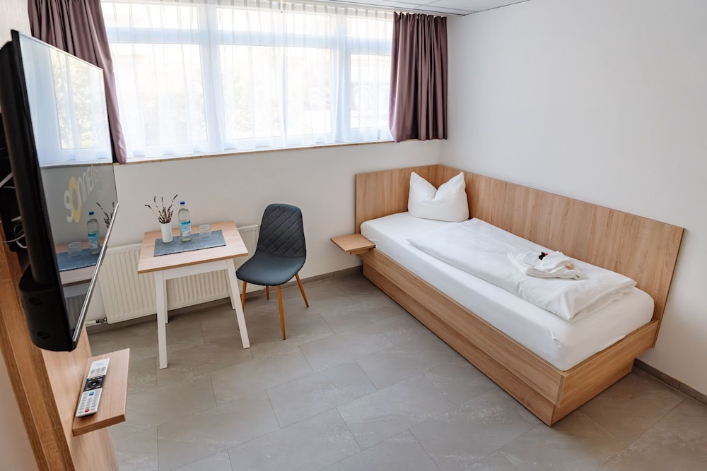 sonnenschein hotel und apartments