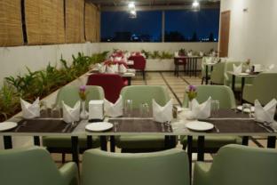 hotel atlantis suites near delhi airport
