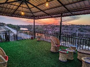 the royal riviera resort and stay