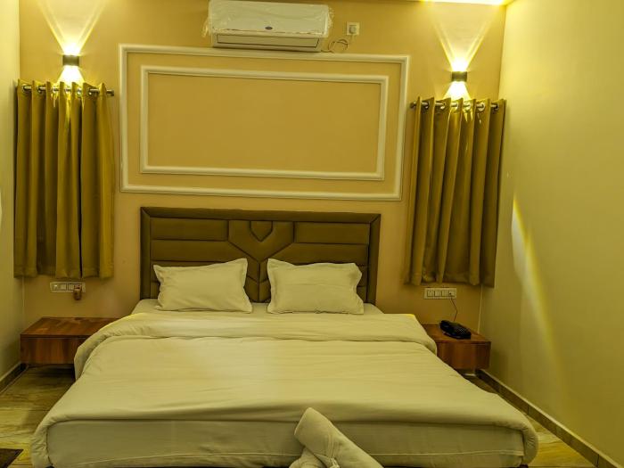 the royal riviera resort and stay