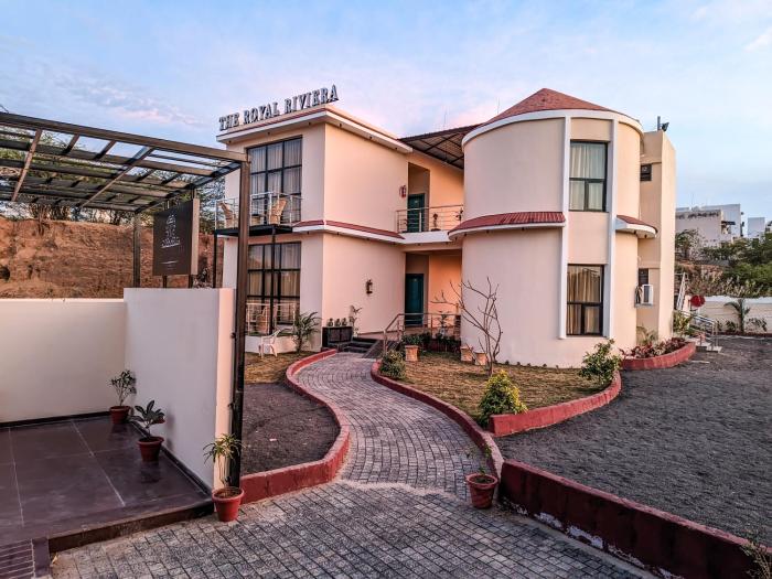 the royal riviera resort and stay