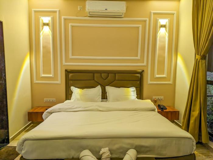 the royal riviera resort and stay