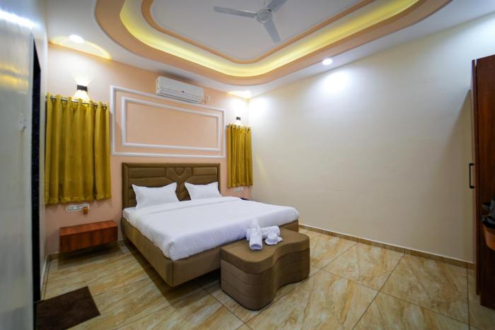 the royal riviera resort and stay