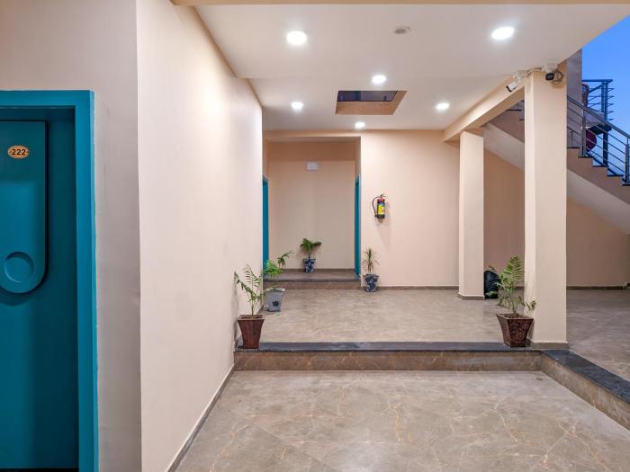 the royal riviera resort and stay