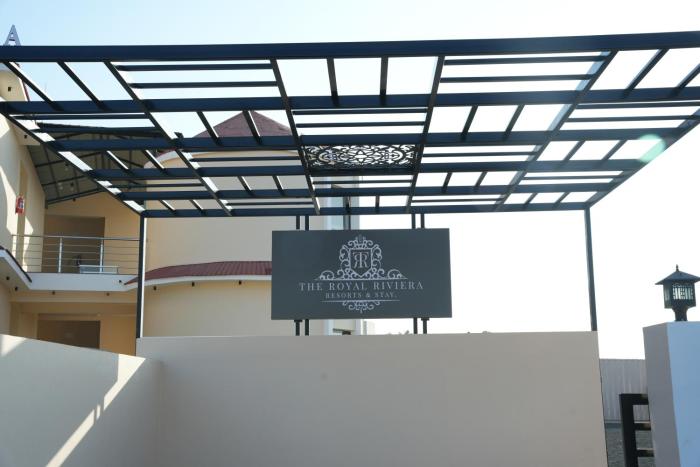 the royal riviera resort and stay