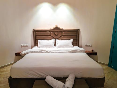 the royal riviera resort and stay