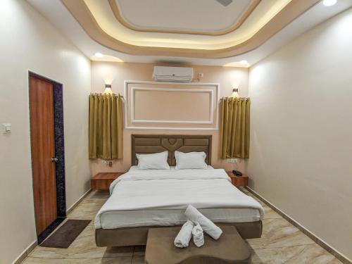 the royal riviera resort and stay