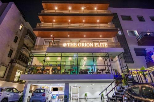 The Orion Elite,,3 star