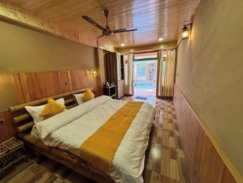 virman hillside resort