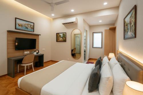 The Orion Regency,,3 star