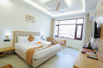 shree radha heritage