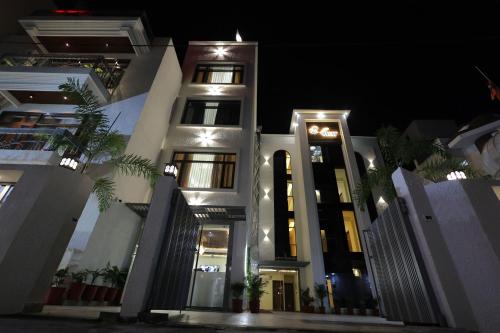 shree radha heritage