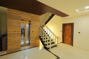 shree radha heritage