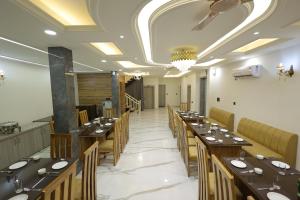 shree radha heritage