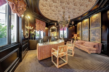 chalgrin boutique hotel