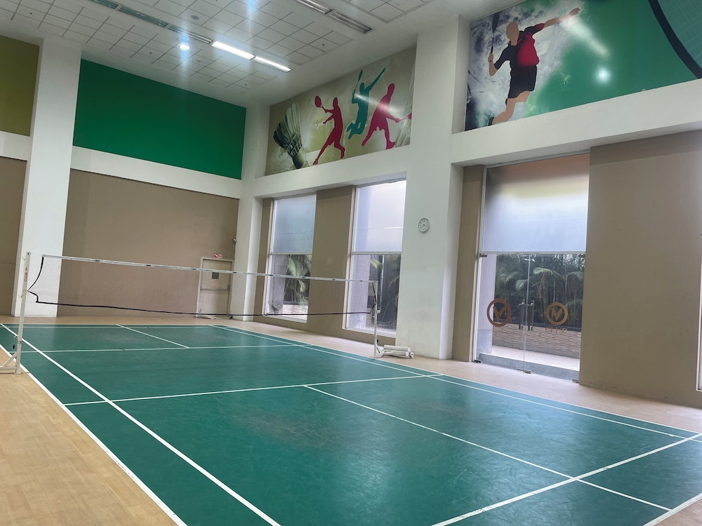v retreat gurgaon