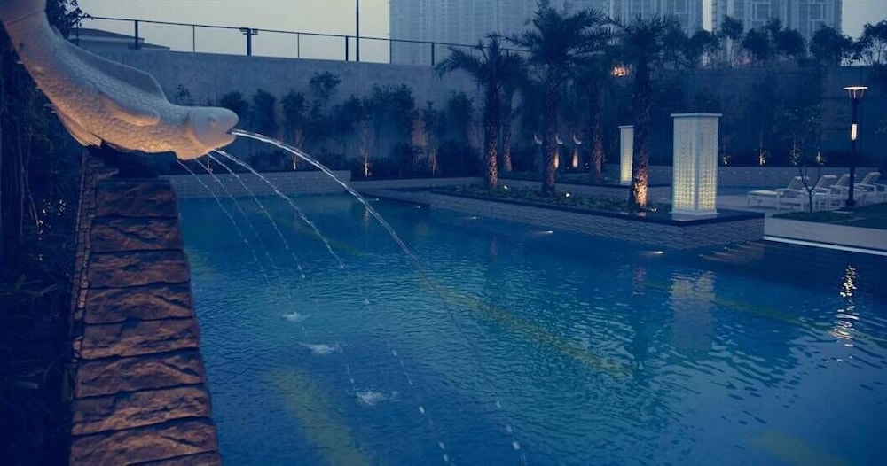 v retreat gurgaon