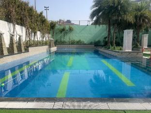 V Club Sohna Road,,4 star