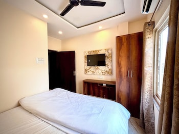 via ganga inn varanasi