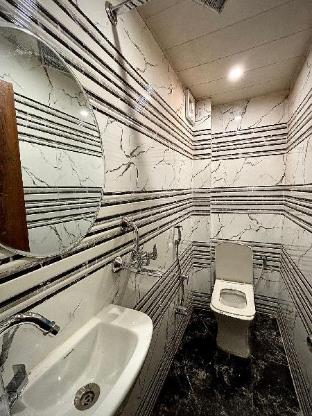 via ganga inn varanasi