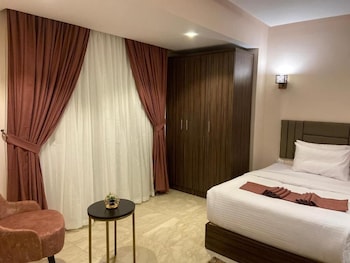 aziz egypt pyramids hotel