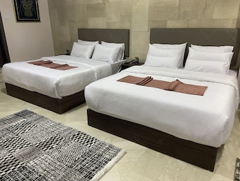 aziz egypt pyramids hotel