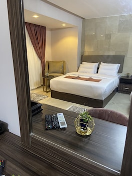 aziz egypt pyramids hotel