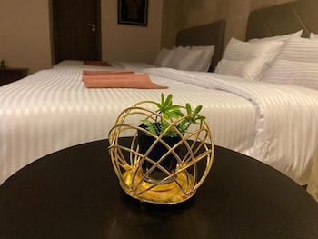 aziz egypt pyramids hotel