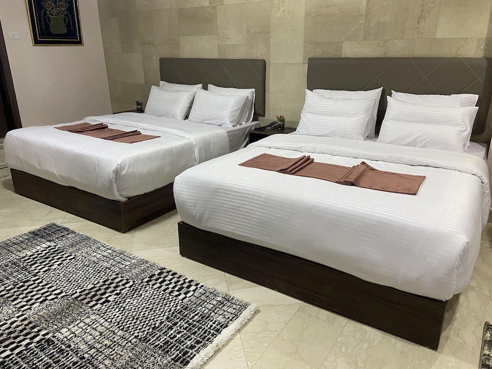 aziz egypt pyramids hotel