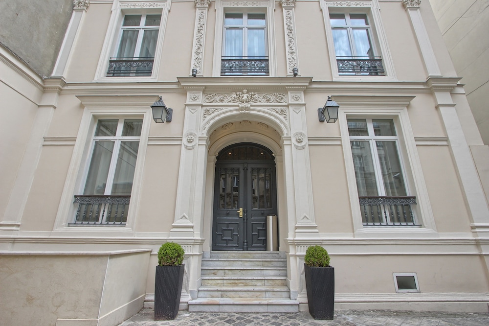 timhotel opera blanche fontaine