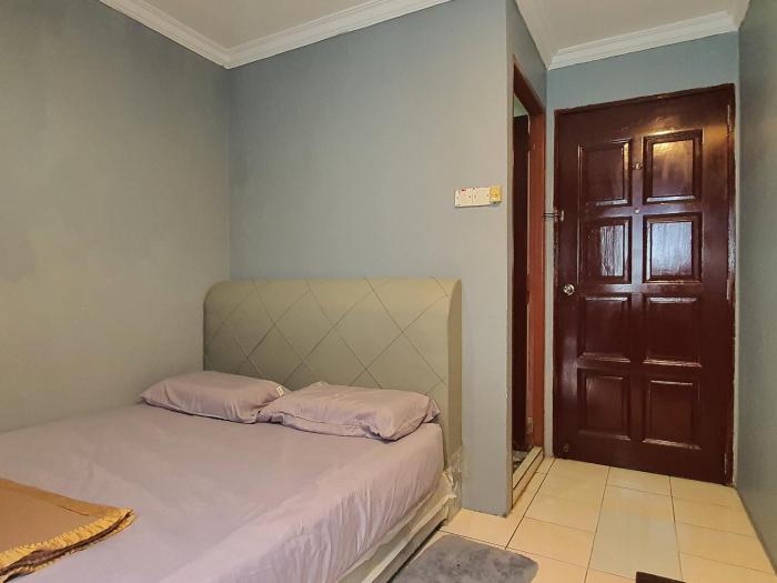 oyo 90997 hoover room