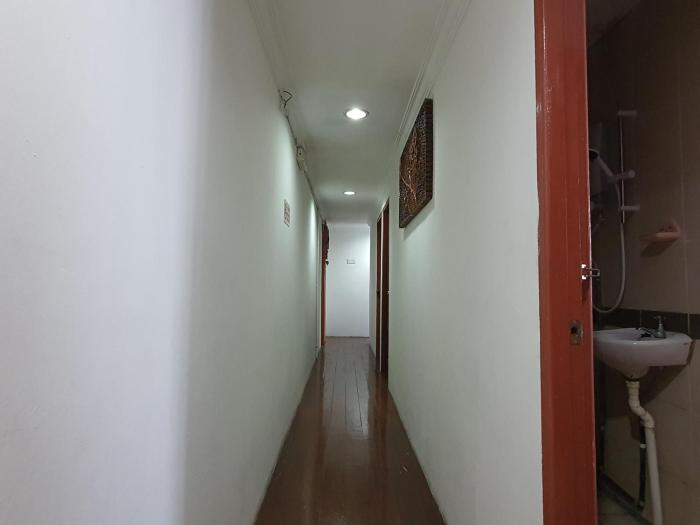 oyo 90997 hoover room