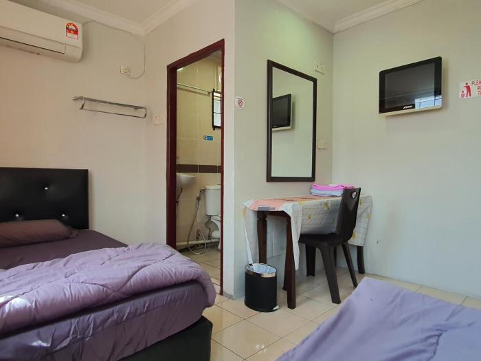 oyo 90997 hoover room