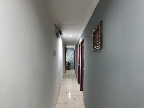 oyo 90997 hoover room
