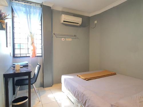 oyo 90997 hoover room