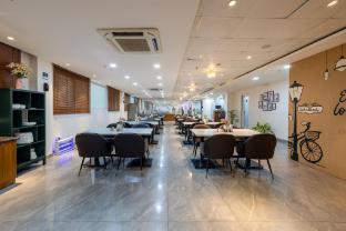 flxho royal orbit cyber city