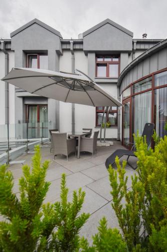 hotel saline