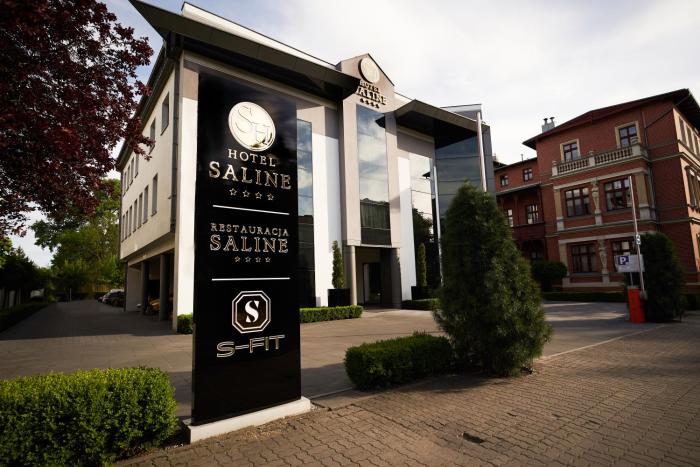 hotel saline