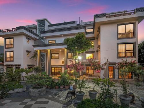 uma residence and suites