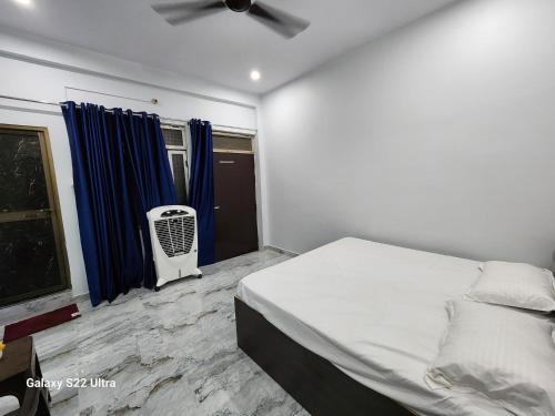 Raghubir Nikunj Homestay,,2 star