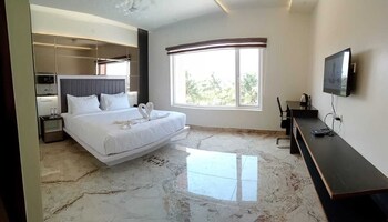 coastal grand navallur