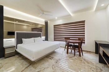 coastal grand navallur