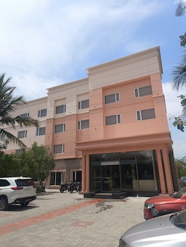 coastal grand navallur