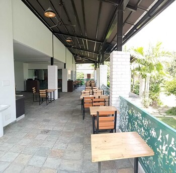 coastal grand navallur