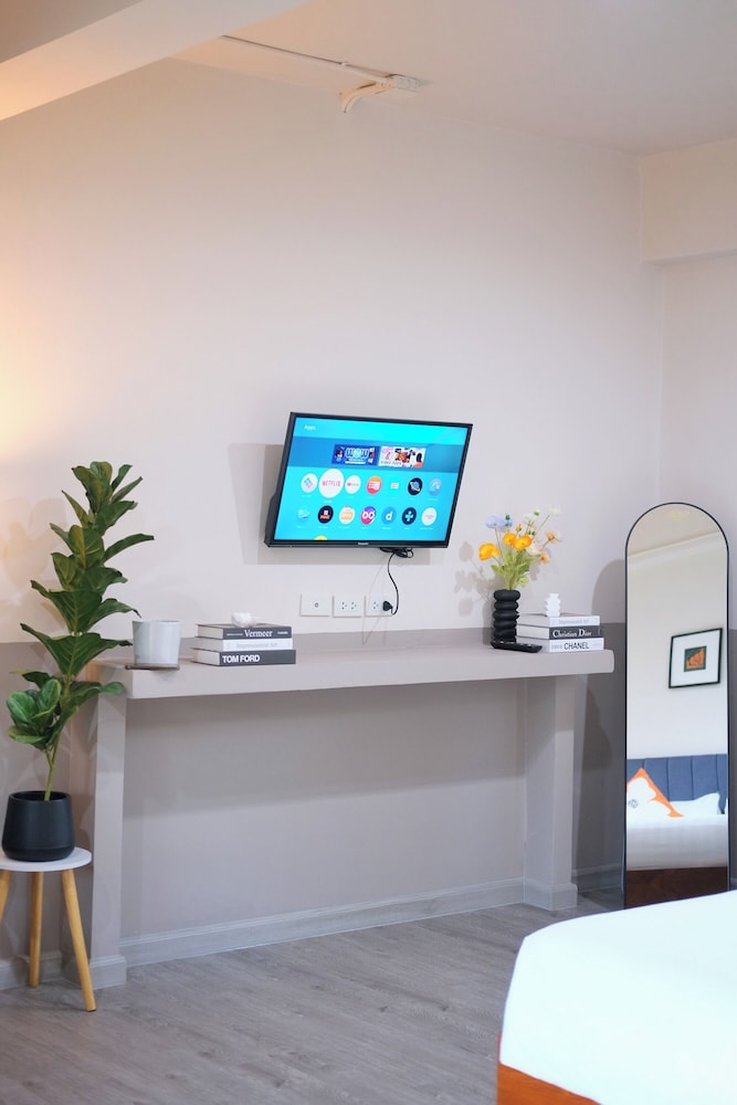 alisse stay phuket layan