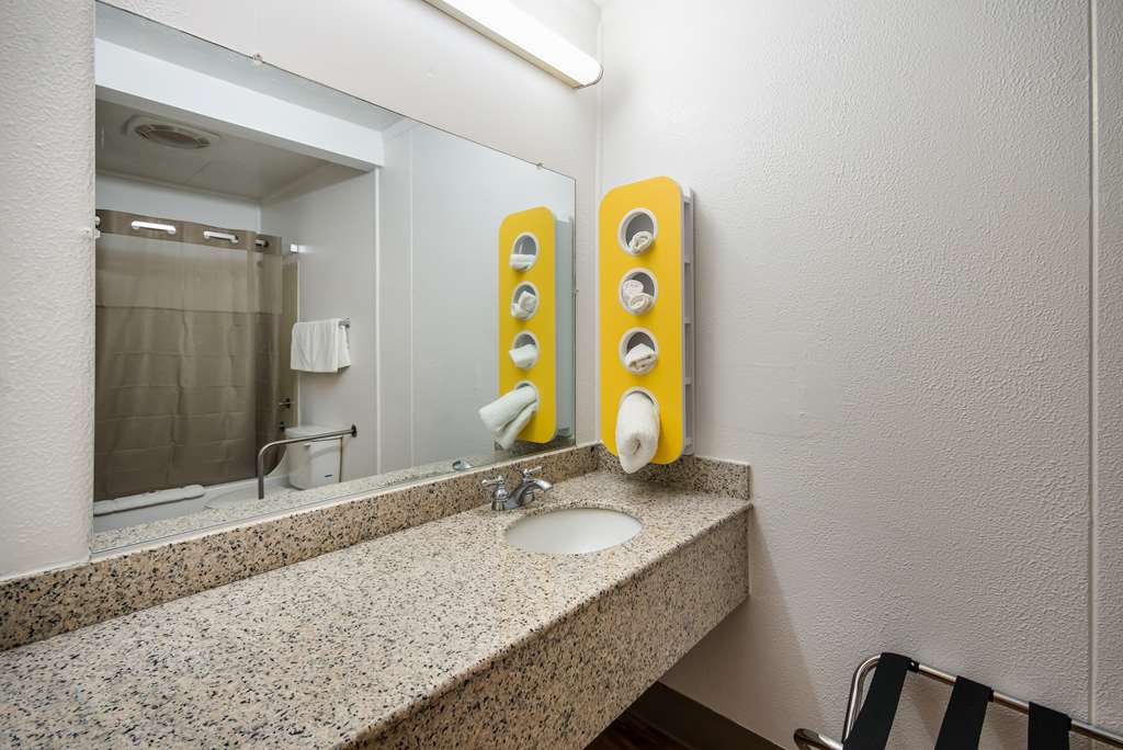 motel 6 parkersburg wv